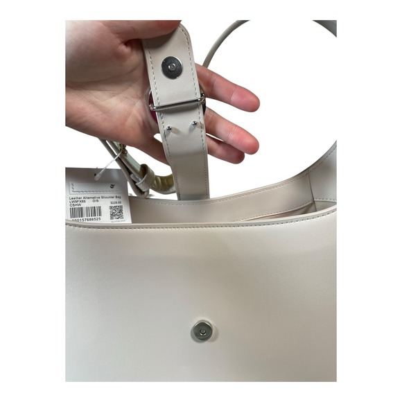 Lululemon Cactus Leather Shoulder Bag 8L Cashew With Silver Hardware & Dust Bag - Picture 5 of 16